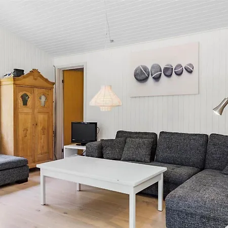 Lf10236-thyholm-svinget-18 *