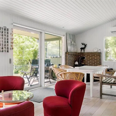 Lf10236-thyholm-svinget-18 * Thyholm